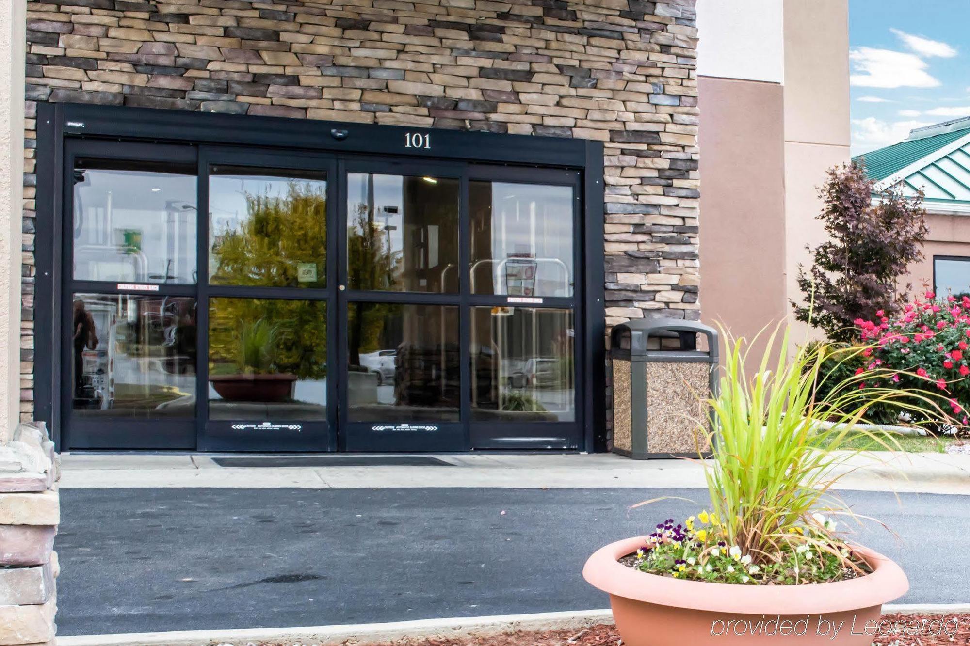 Country Inn & Suites By Radisson, Roanoke Rapids, Nc Exterior photo